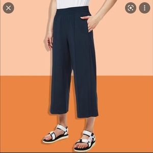 Lululemon wanderer culotte 8